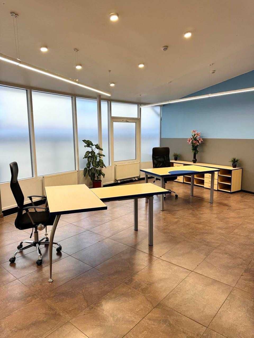 Оренда комерційного приміщення, 65 м², Печерський р-н 4