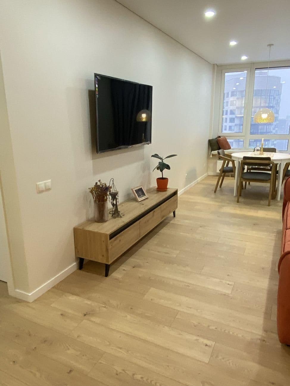 Оренда 2-кімнатної квартири, 81 м², ЖК «Славутич» 3