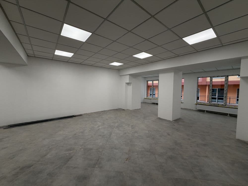 Оренда комерційного приміщення, 70 м², Шевченківський р-н 2