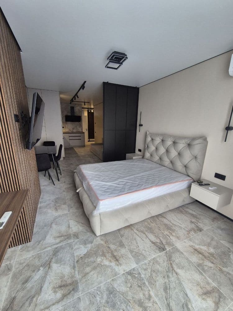 Продаж 1-кімнатної квартири, 36 м², ЖК «Podil Plaza & Residence» 4