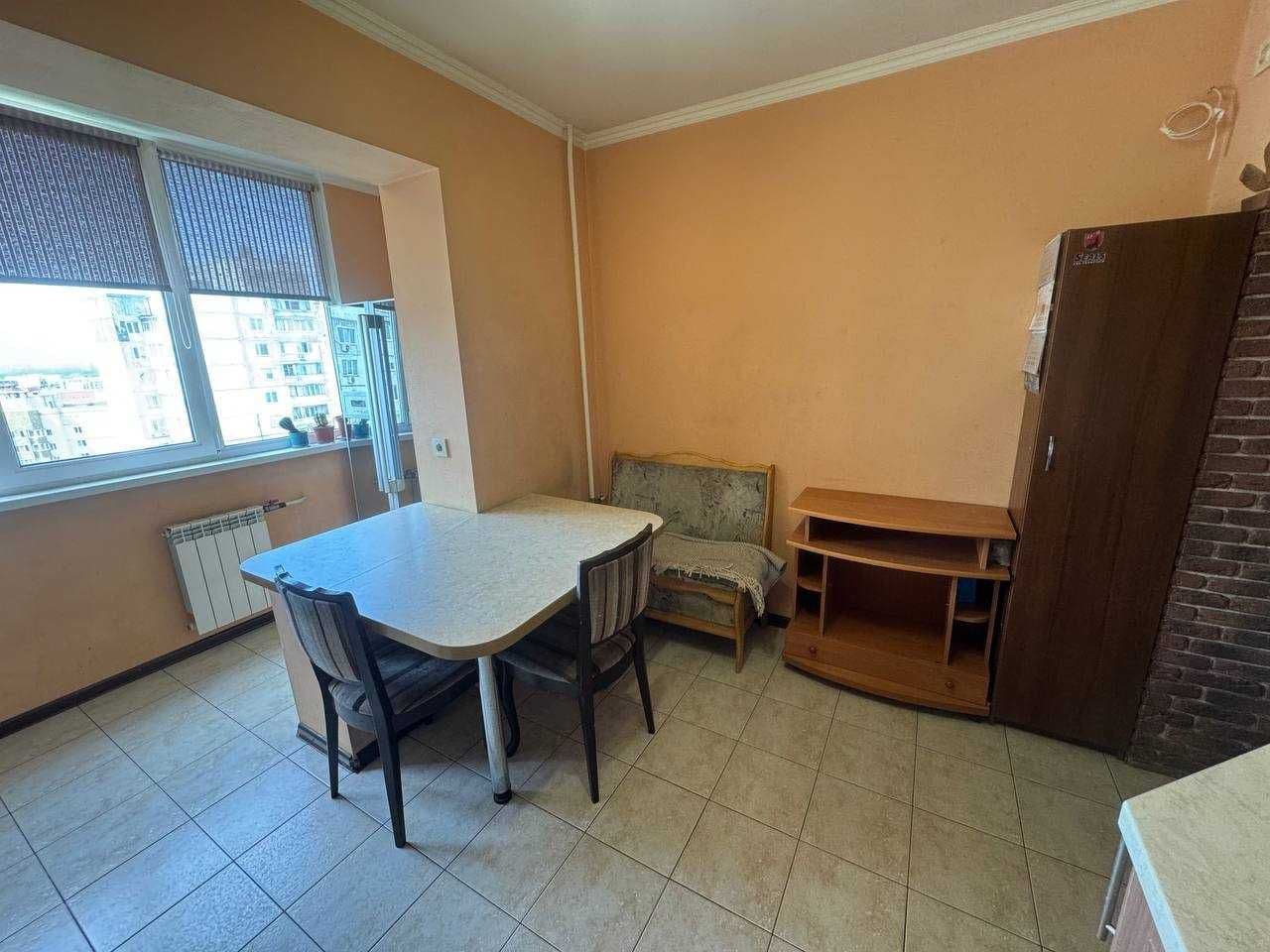 Продаж 3-кімнатної квартири, 78 м², Голосіївський р-н 5