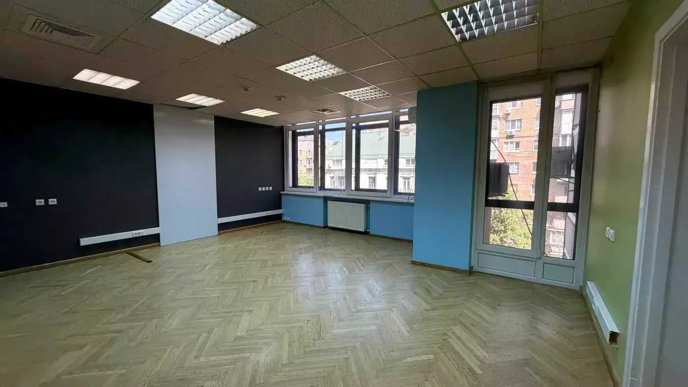 Оренда комерційного приміщення, 331 м², Шевченківський р-н 1