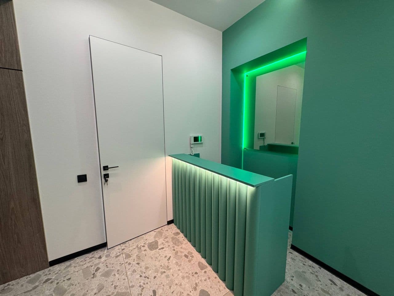 Оренда комерційного приміщення, 90 м², Шевченківський р-н 4