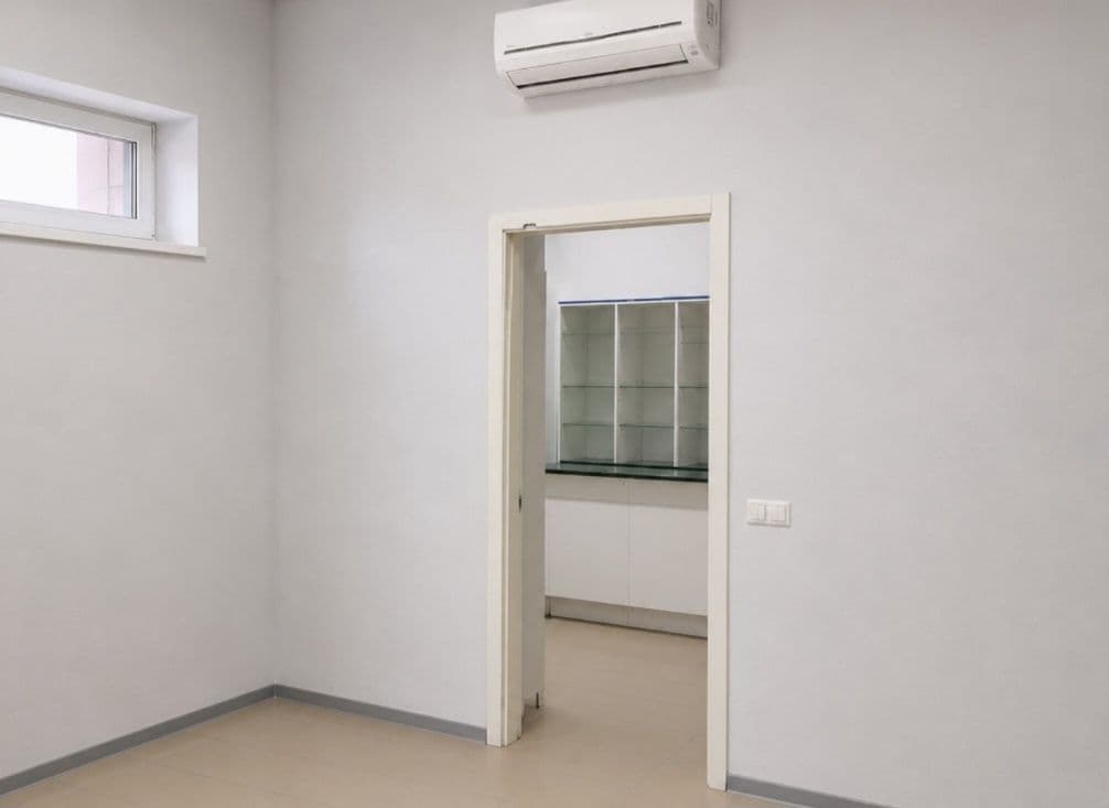 Оренда комерційного приміщення, 100 м², Дарницький р-н 2