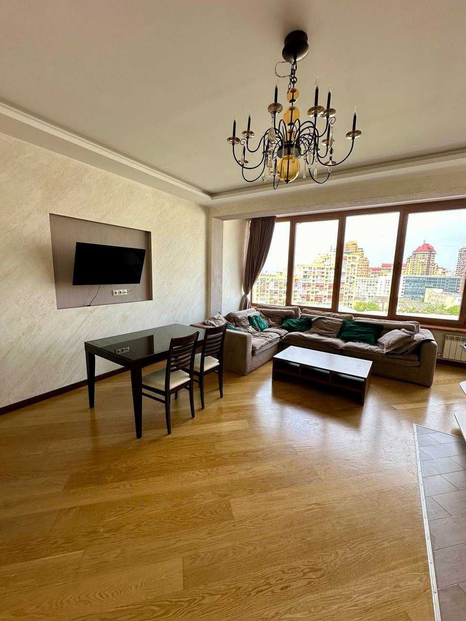 Продаж 2-кімнатної квартири, 85 м², ЖК «Панорама на Печерську» 4