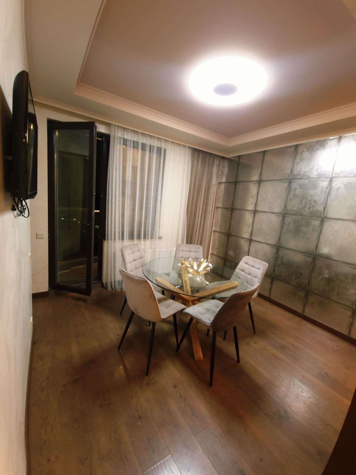 Оренда 2-кімнатної квартири, 99 м², ЖК «Park Avenue VIP» 4