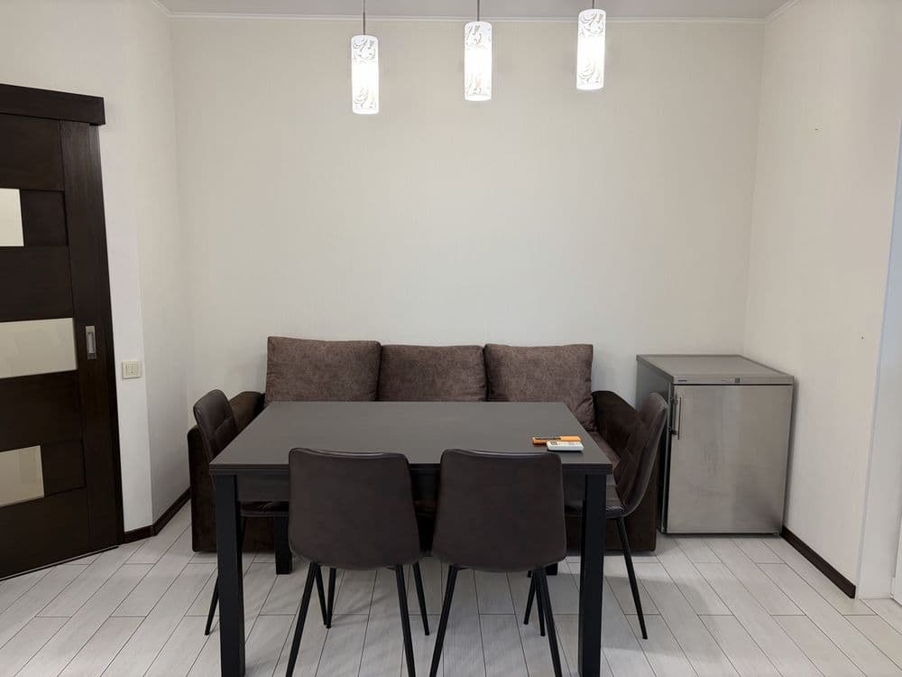Оренда 2-кімнатної квартири, 87 м², ЖК «Ліkoград» 3