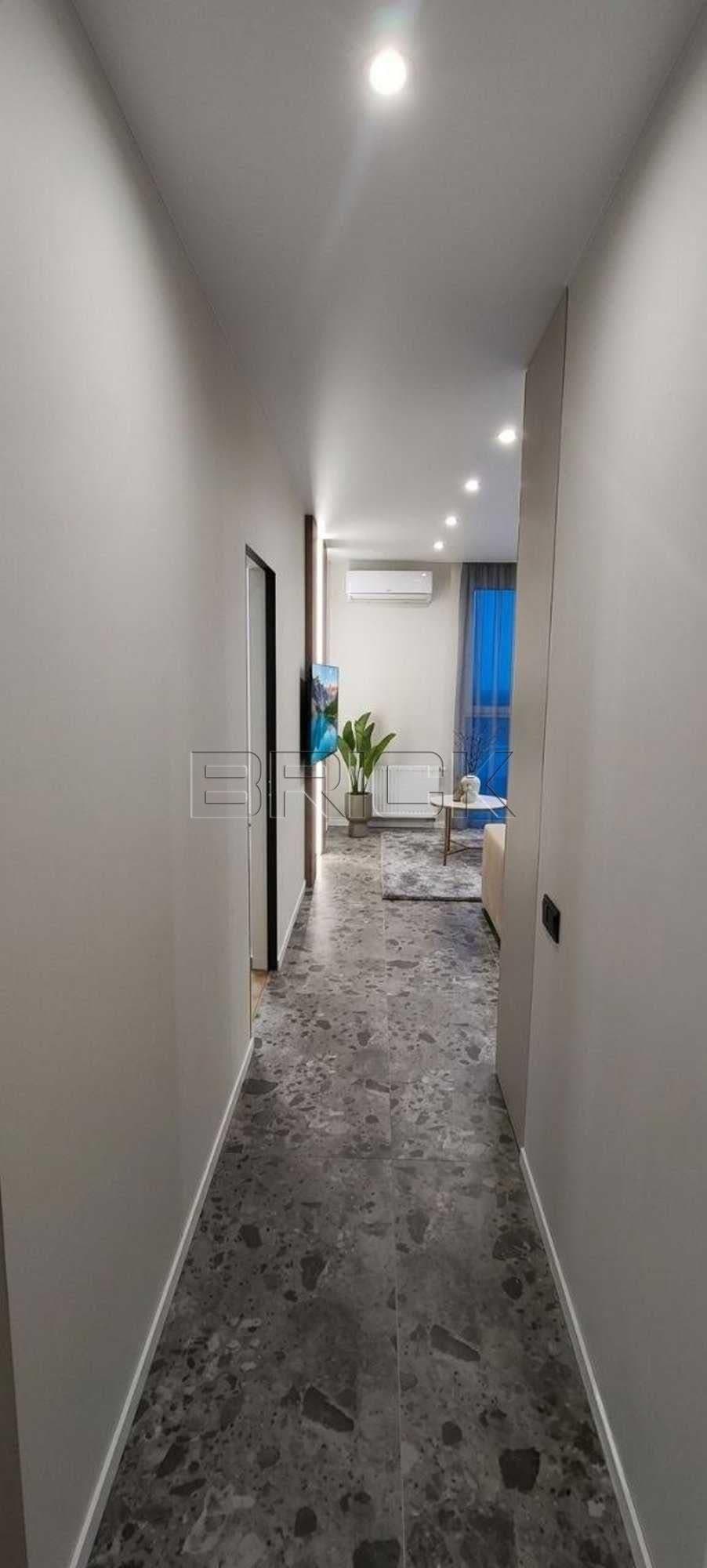 Продаж 1-кімнатної квартири, 45 м², Печерський р-н 4
