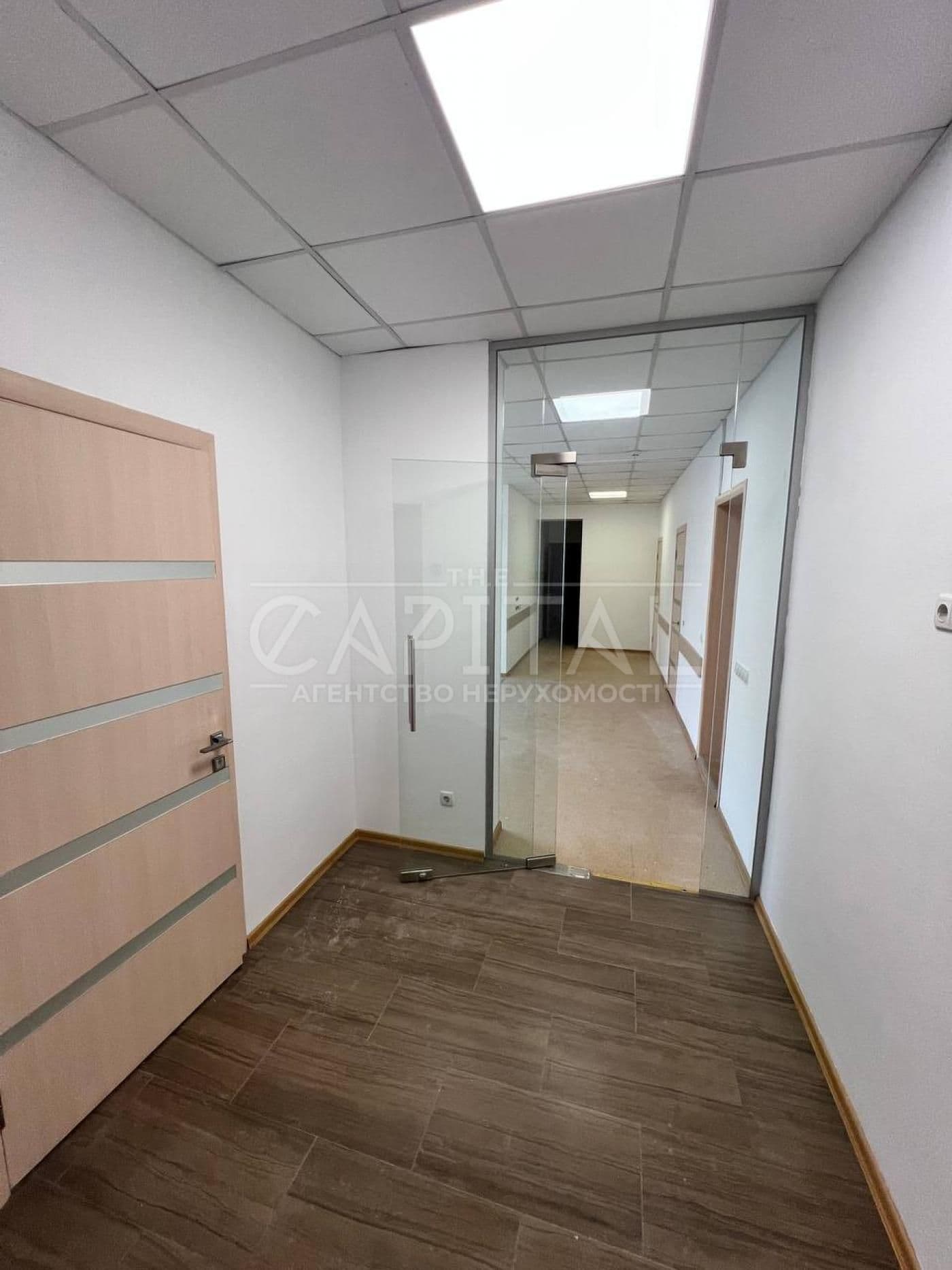 Оренда комерційного приміщення, 130 м², Голосіївський р-н 3