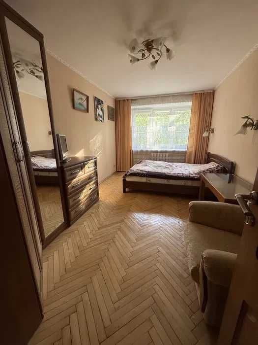 Продаж 2-кімнатної квартири, 44.5 м², Голосіївський р-н 1