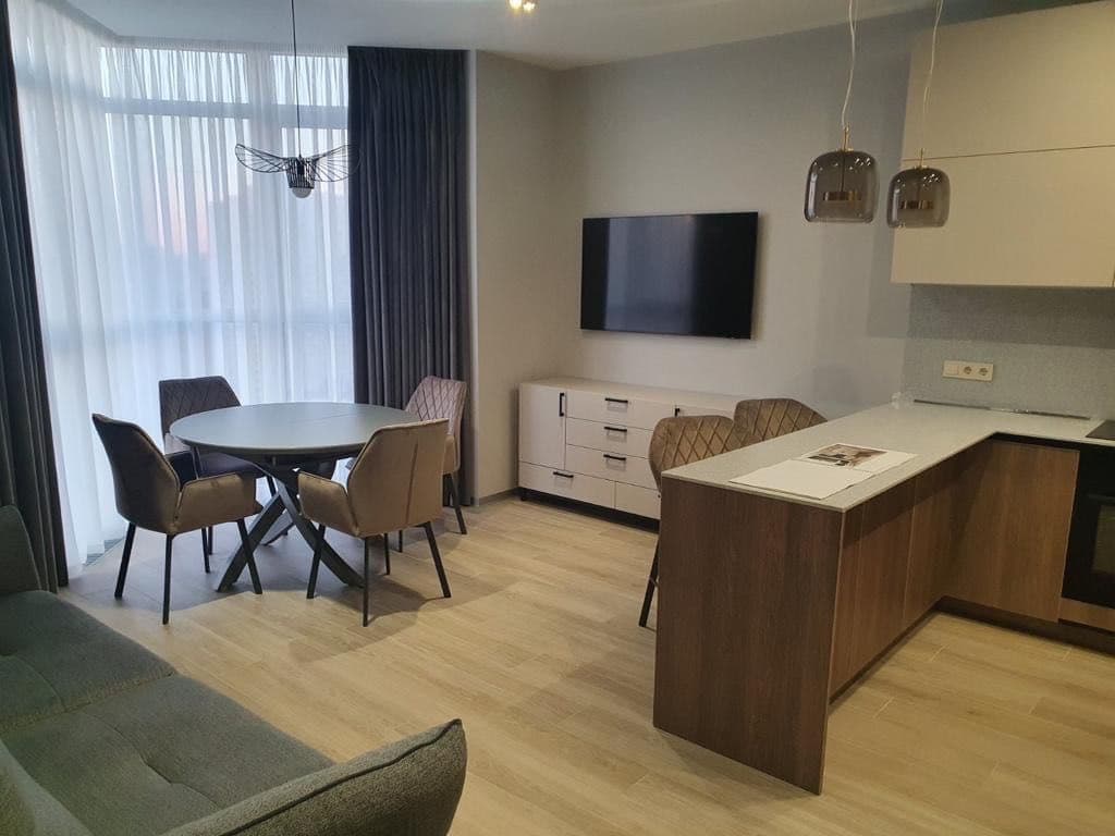 Оренда 2-кімнатної квартири, 69.5 м², ЖК «Дельмар» 5