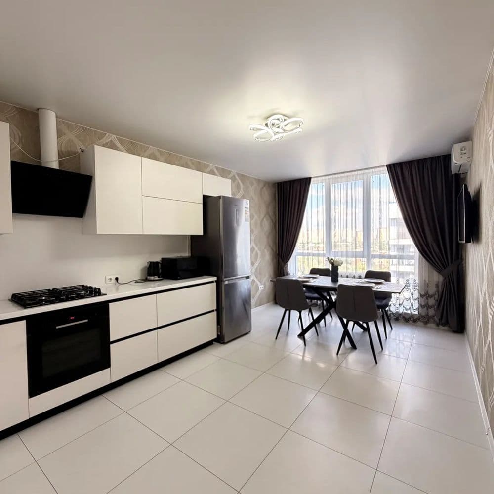 Оренда 2-кімнатної квартири, 95 м², ЖК «Рів'єра» 1