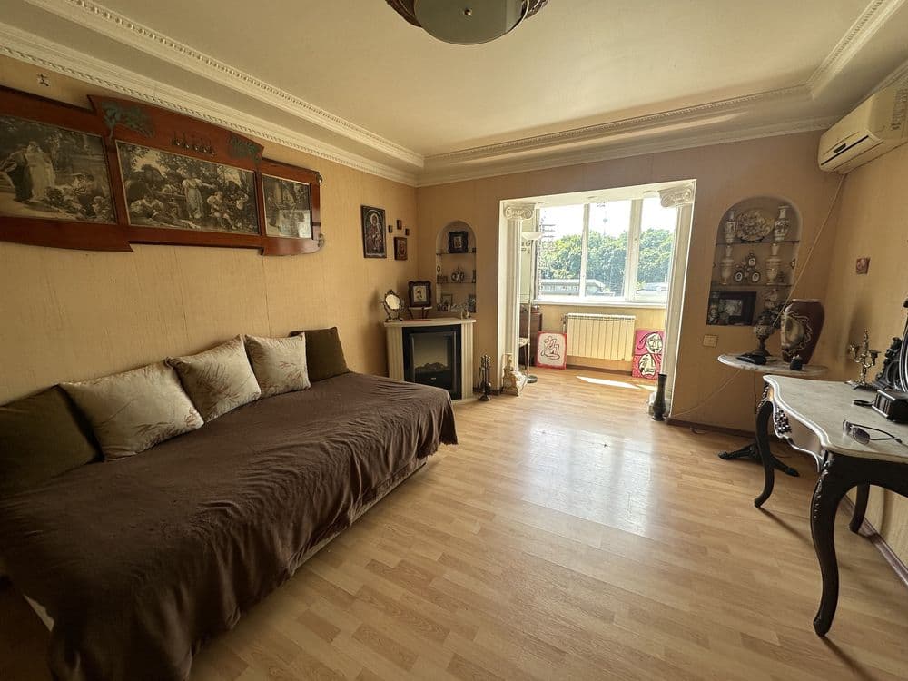Продаж 1-кімнатної квартири, 32 м², Печерський р-н 1