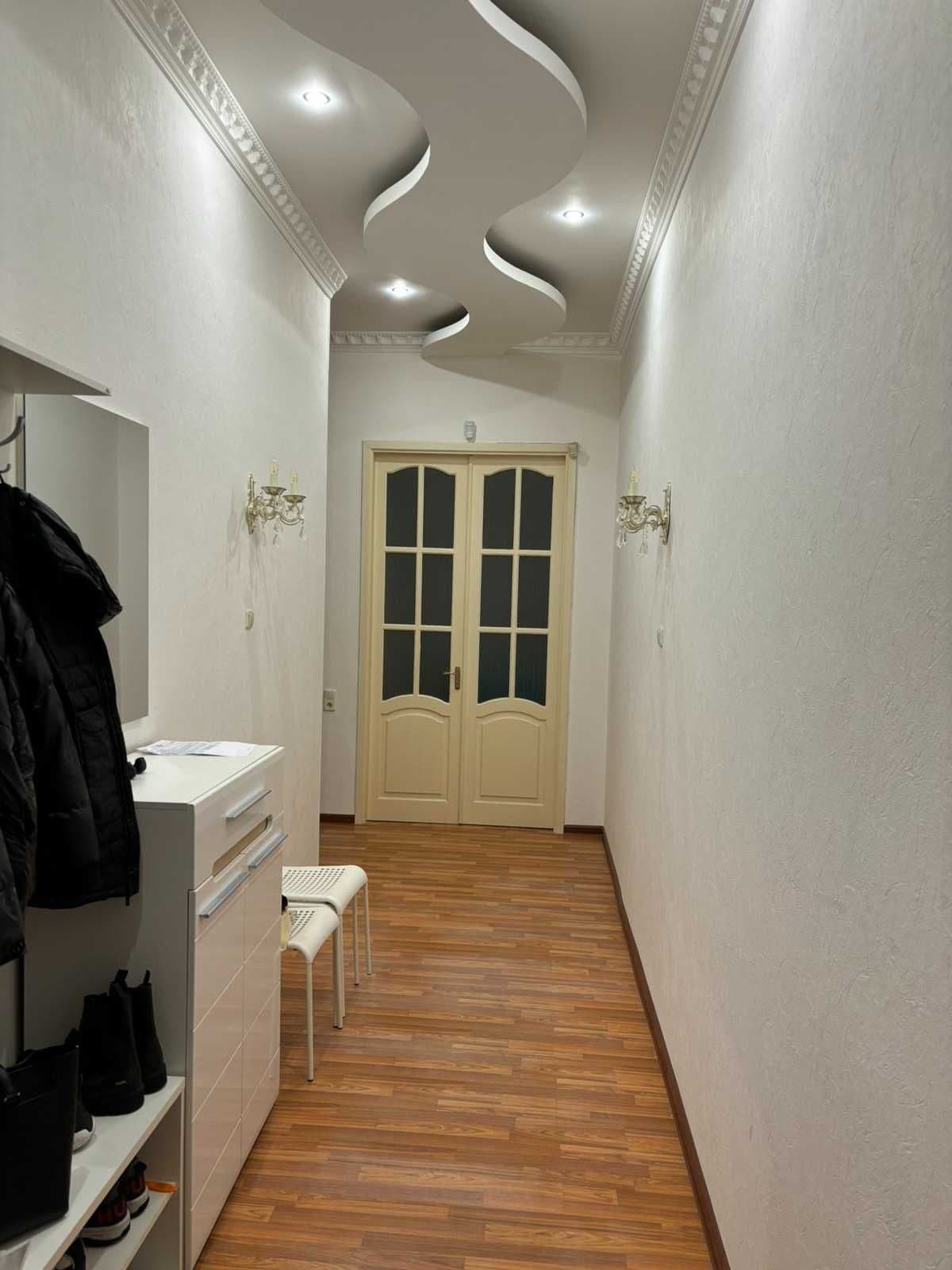 Оренда 3-кімнатної квартири, 86 м², Печерський р-н 4
