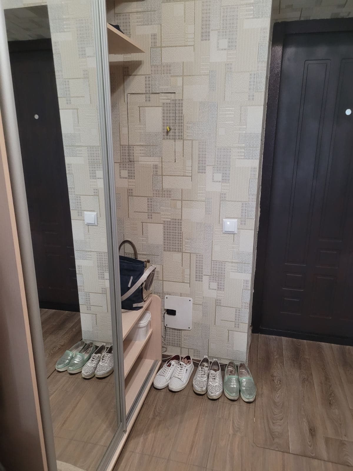Продаж 1-кімнатної квартири, 41.5 м², Дарницький р-н 5