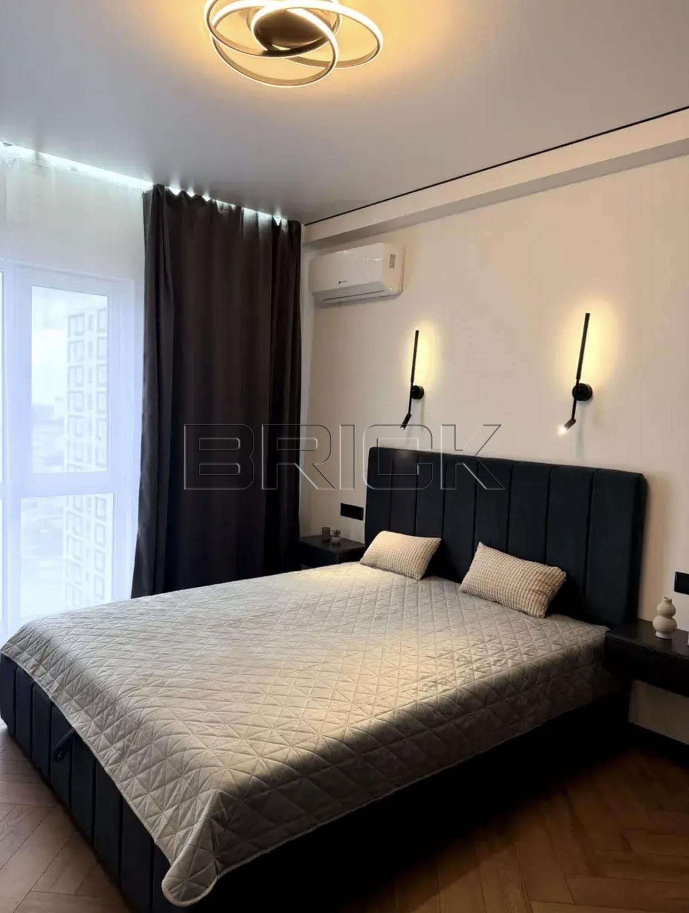 Продаж 2-кімнатної квартири, 60 м², Голосіївський р-н 5