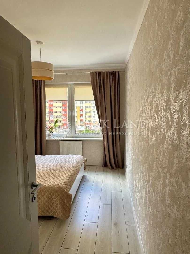 Продаж 2-кімнатної квартири, 55 м², Дарницький р-н 3