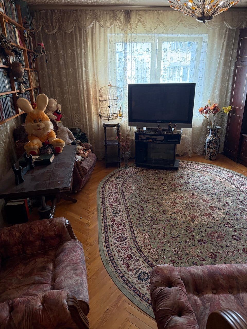 Продаж 3-кімнатної квартири, 68 м², Дарницький р-н 4