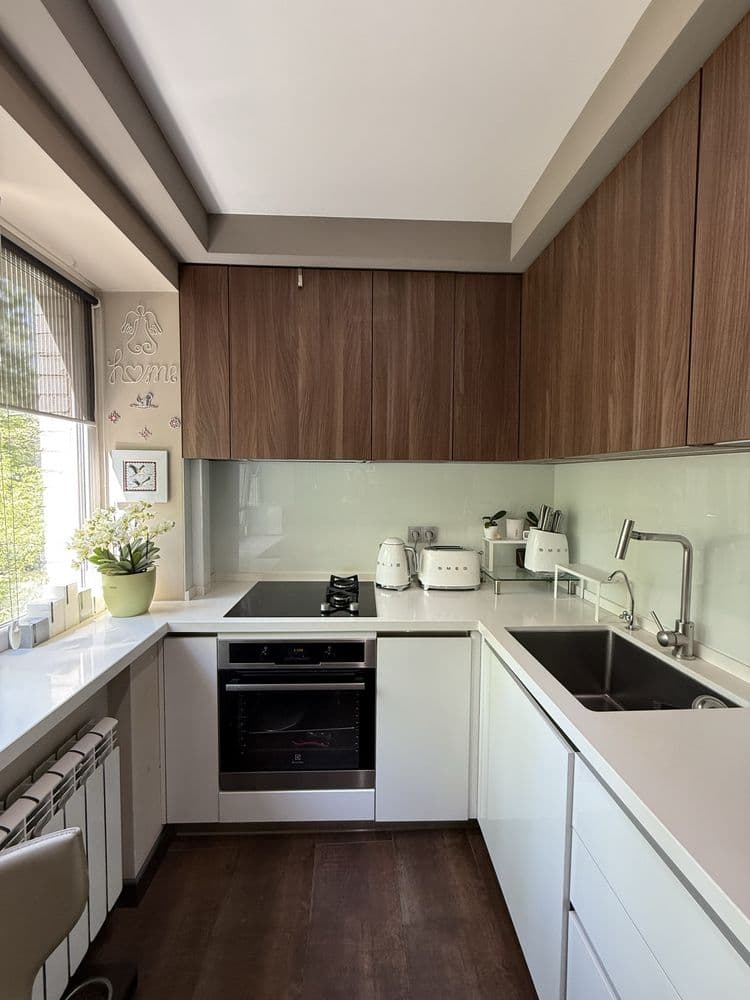 Продаж 2-кімнатної квартири, 45 м², Печерський р-н 4
