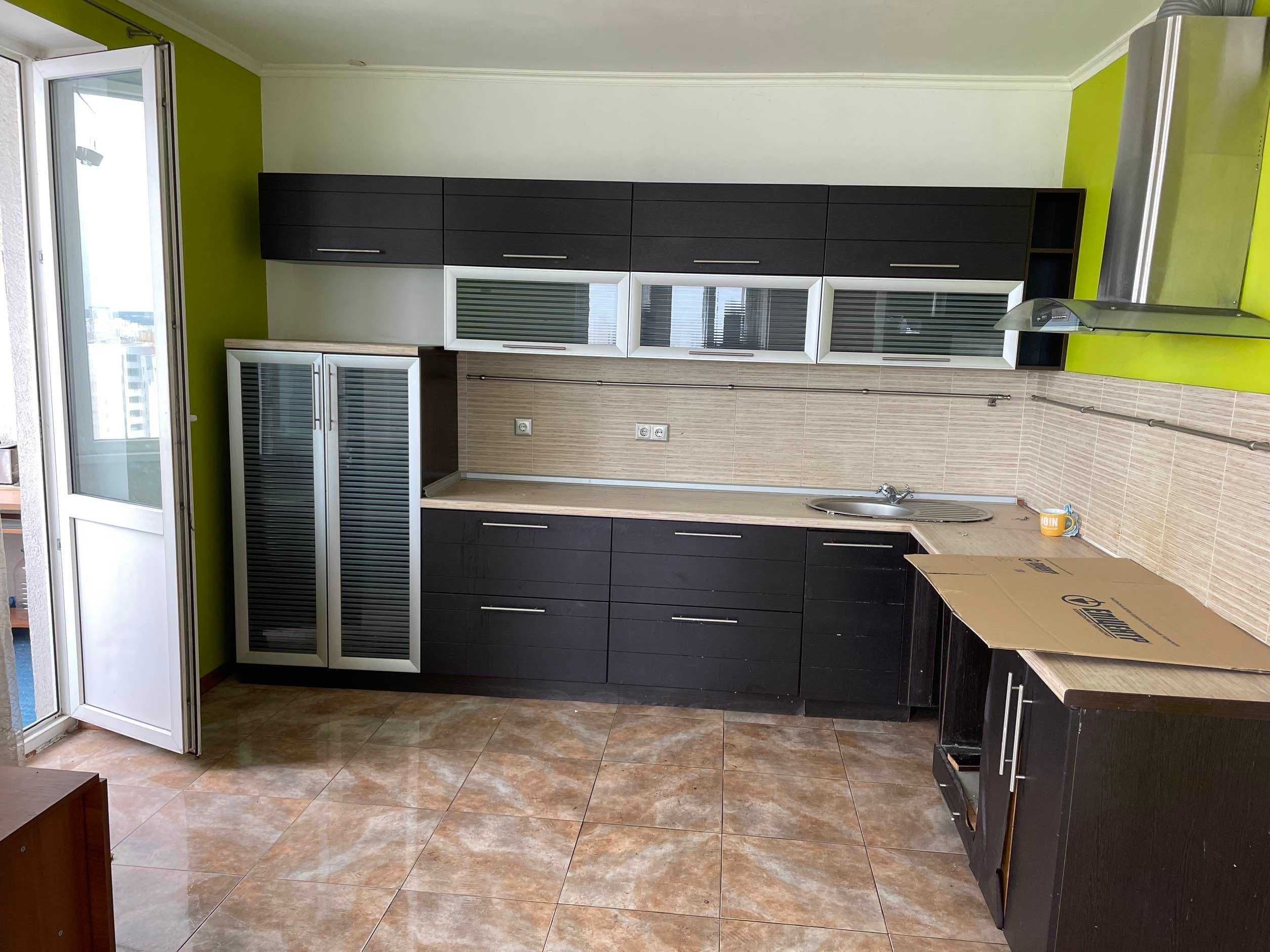 Продаж 3-кімнатної квартири, 93 м², Дарницький р-н 2