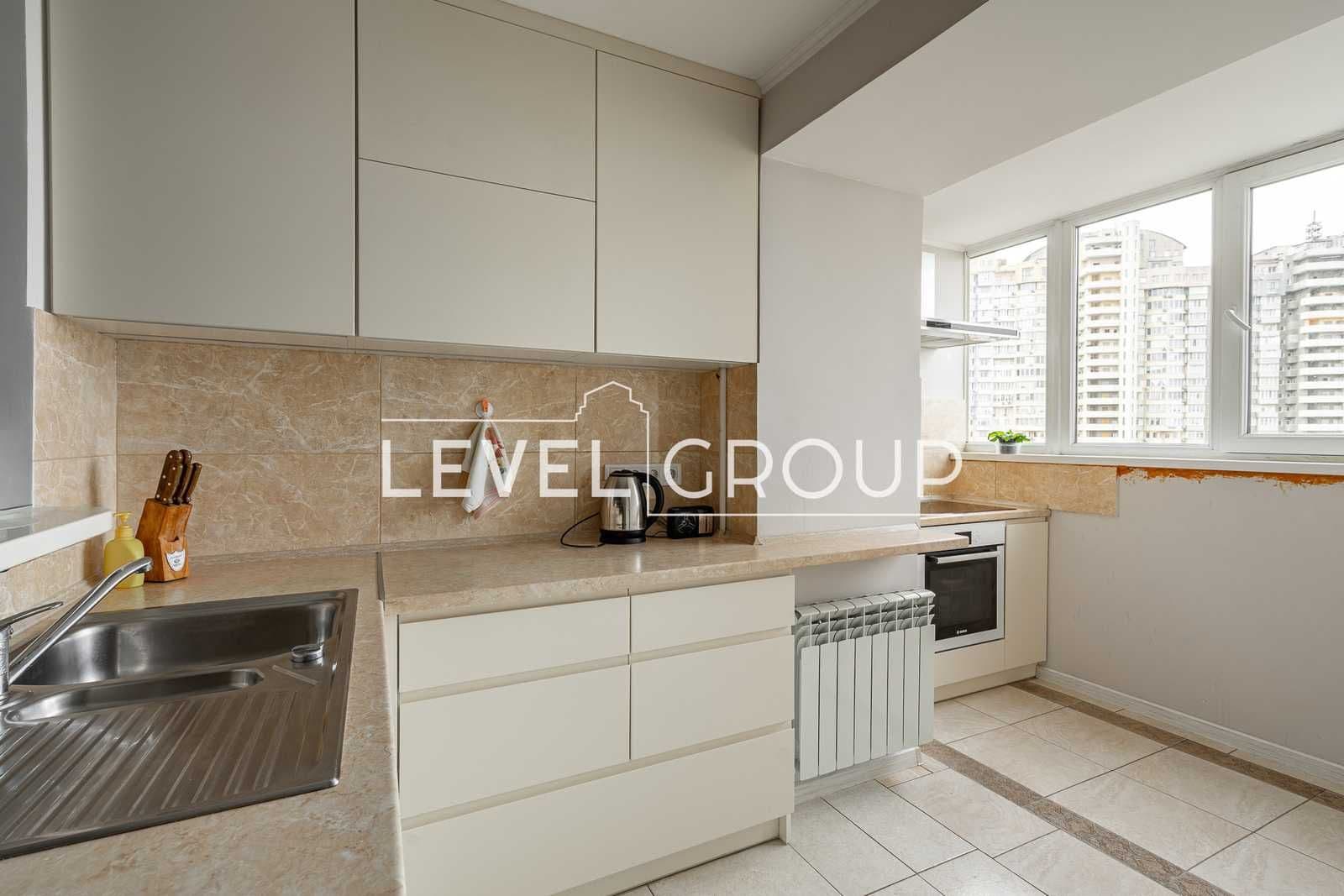 Продаж 3-кімнатної квартири, 83.3 м², Дарницький р-н 5