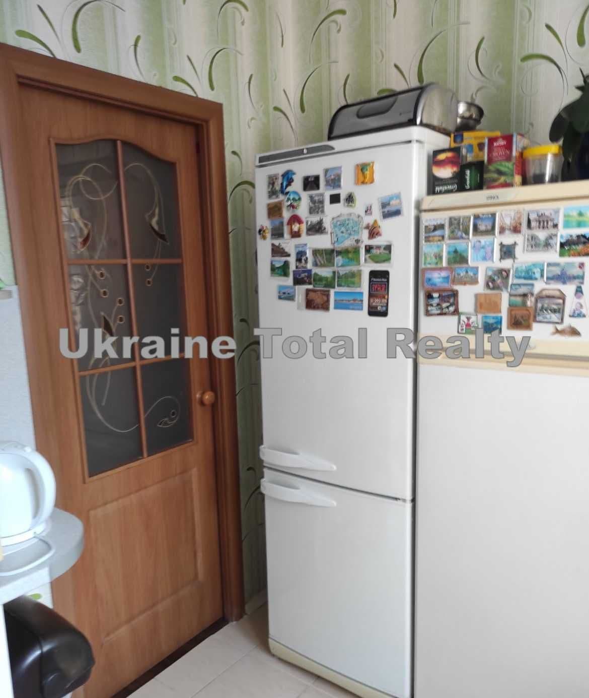 Продаж 3-кімнатної квартири, 76 м², Дарницький р-н 3