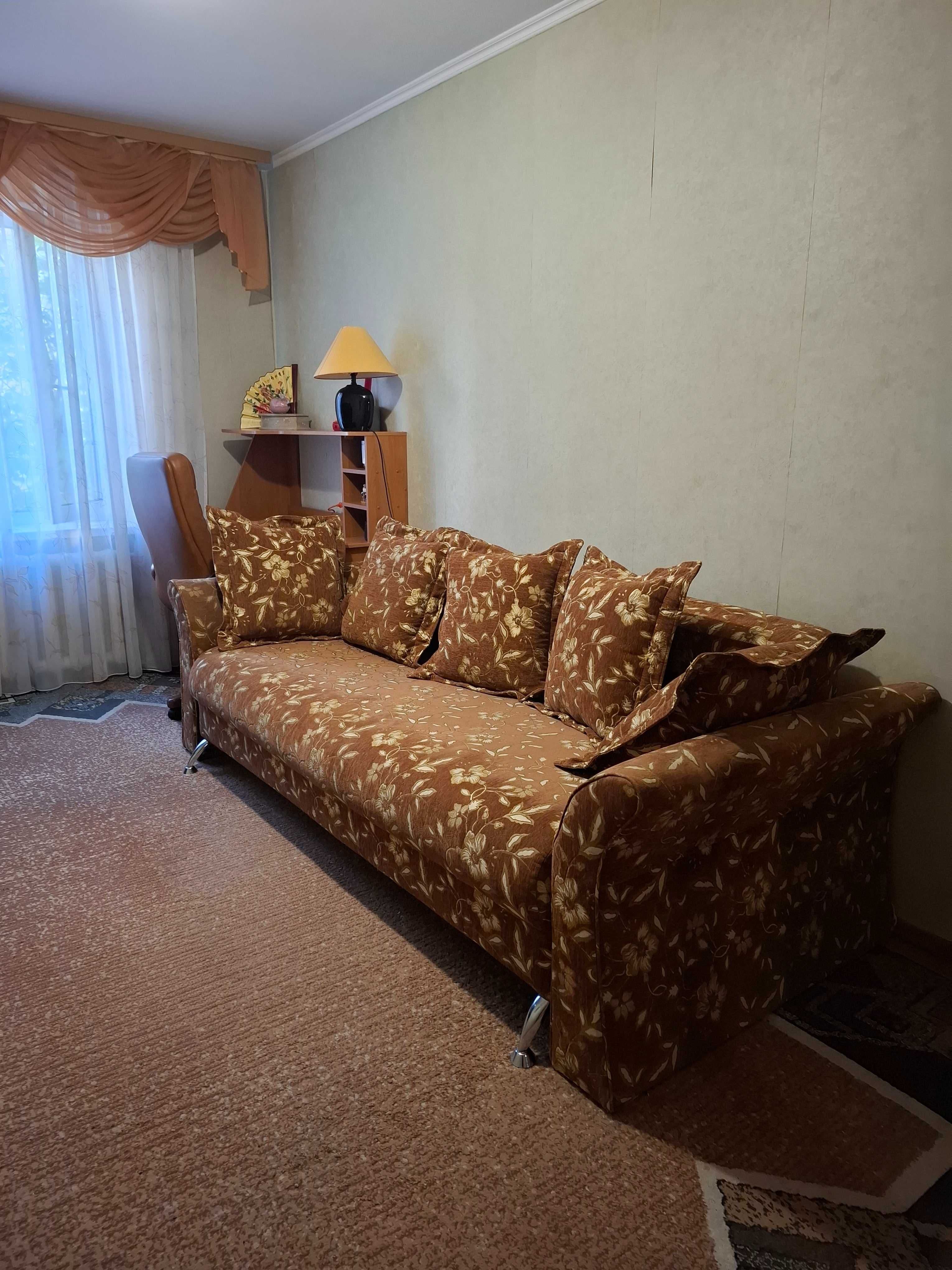 Продаж 3-кімнатної квартири, 70 м², Дарницький р-н 4