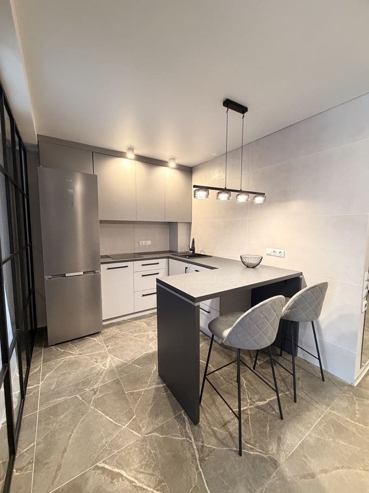 Оренда 2-кімнатної квартири, 48 м², Шевченківський р-н 3