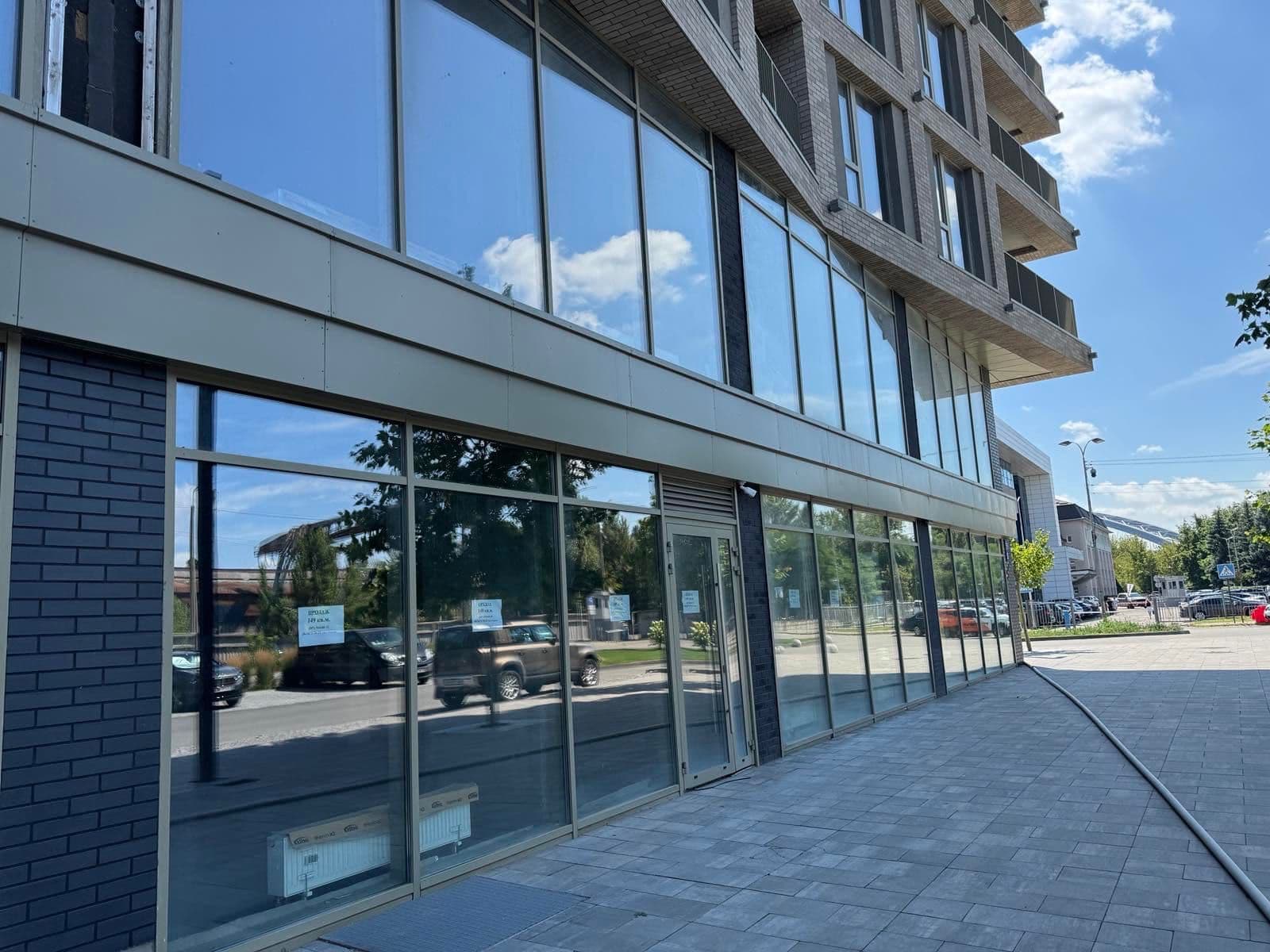 Оренда комерційного приміщення, 149.3 м², ЖК «Рибальський» 1