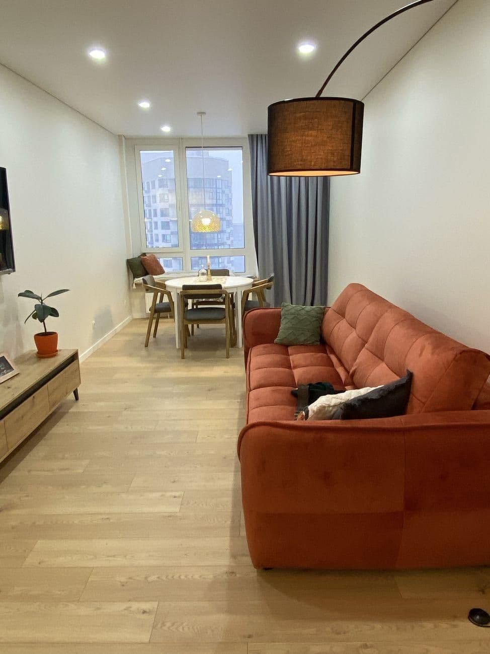 Оренда 2-кімнатної квартири, 81 м², ЖК «Славутич» 4
