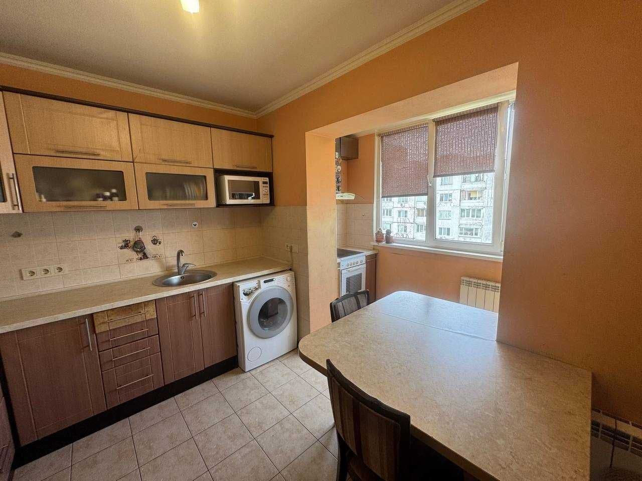 Продаж 3-кімнатної квартири, 78 м², Голосіївський р-н 3