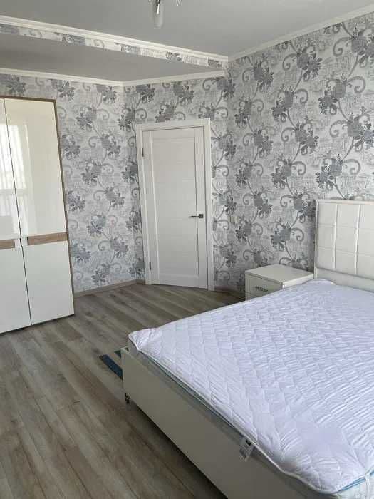 Оренда 2-кімнатної квартири, 75 м², ЖК «Деловой центр Киева» 4