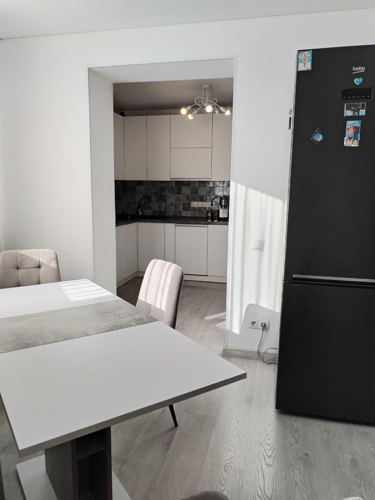 Продаж 4-кімнатної квартири, 101 м², Дарницький р-н 2