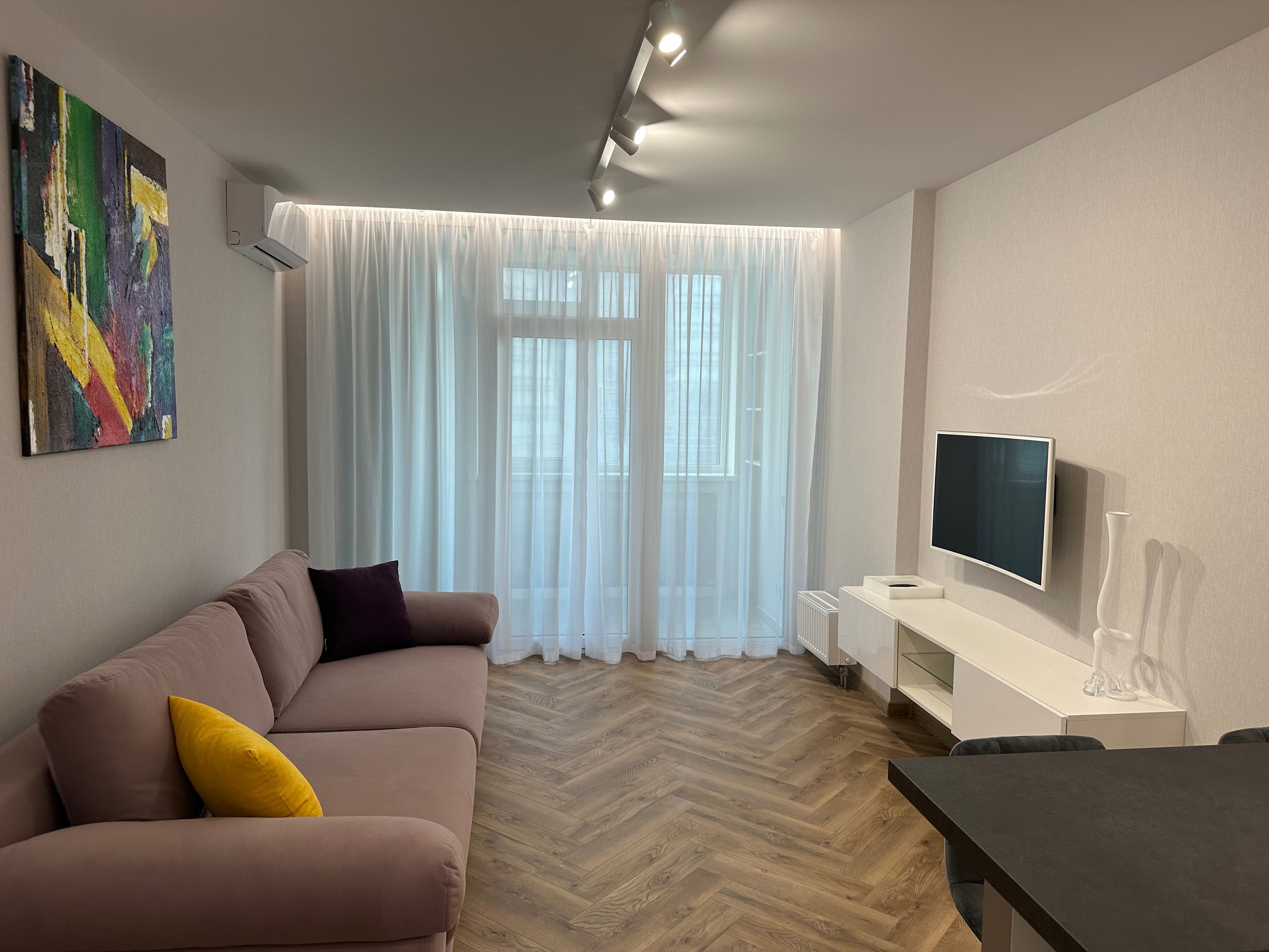 Оренда 1-кімнатної квартири, 53 м², ЖК «Манхетен» 3