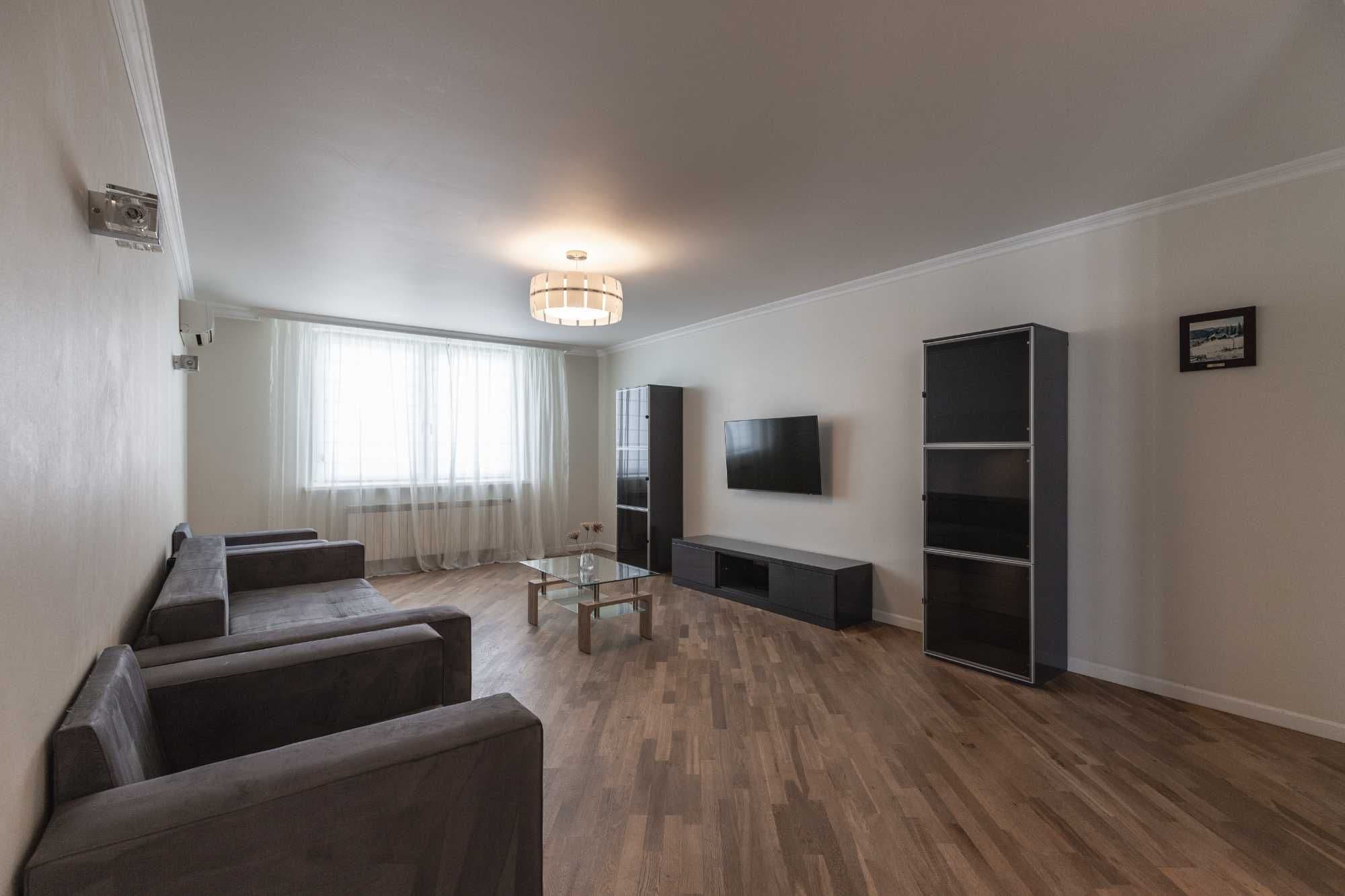 Оренда 4-кімнатної квартири, 152 м², ЖК «Осокорки» 2