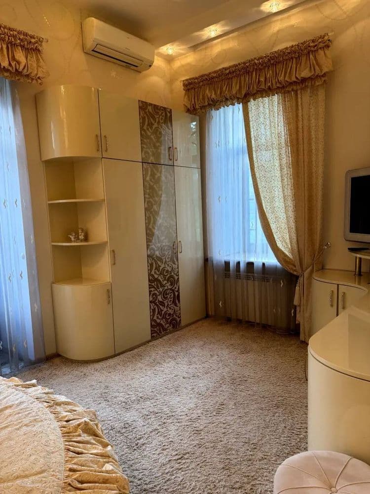 Оренда 3-кімнатної квартири, 75 м², ЖК «Царський будинок» 3