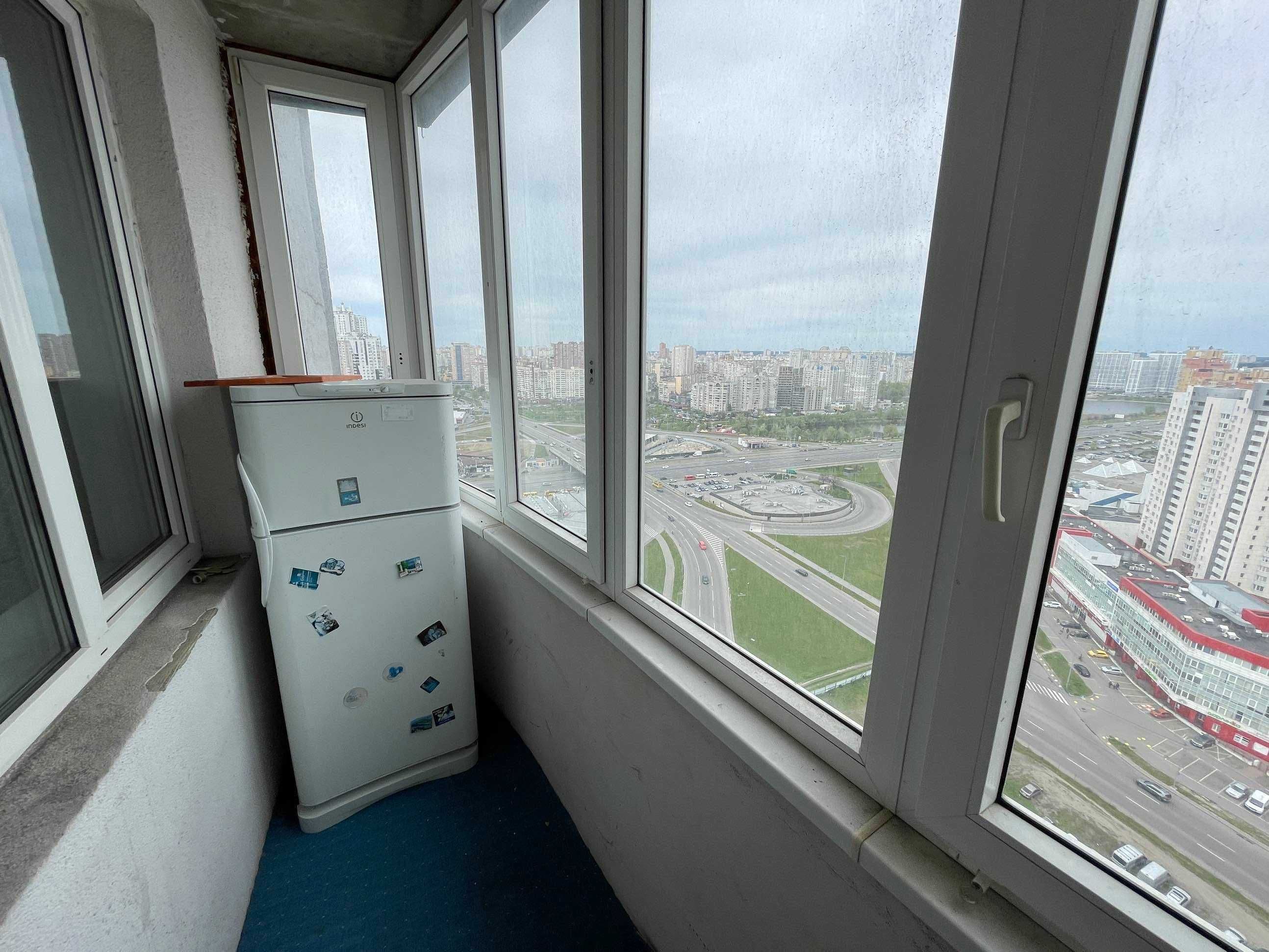 Продаж 3-кімнатної квартири, 93 м², Дарницький р-н 5