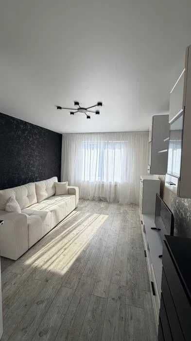 Продаж 2-кімнатної квартири, 70 м², Дарницький р-н 2