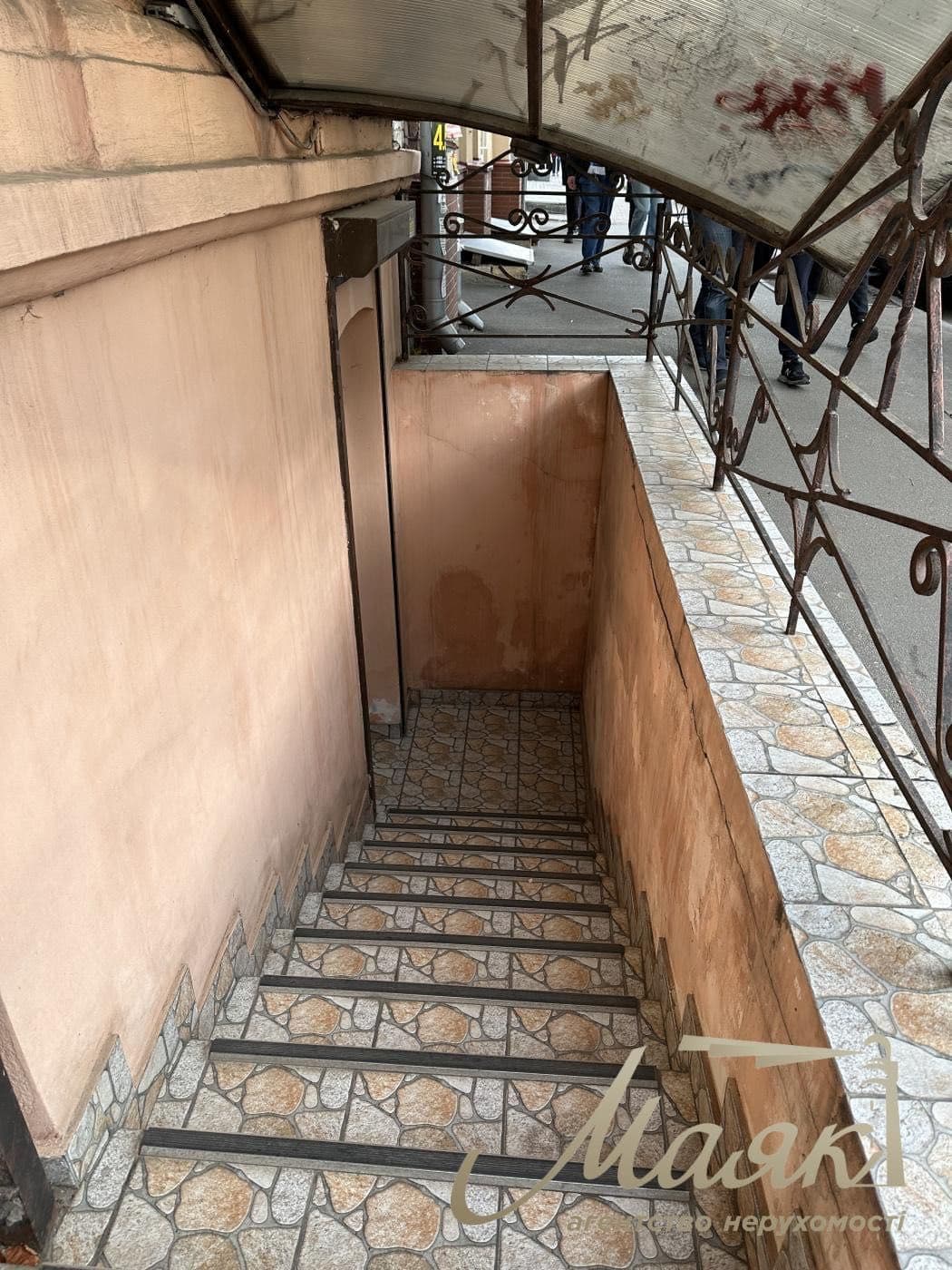 Оренда комерційного приміщення, 80 м², Подільський р-н 4