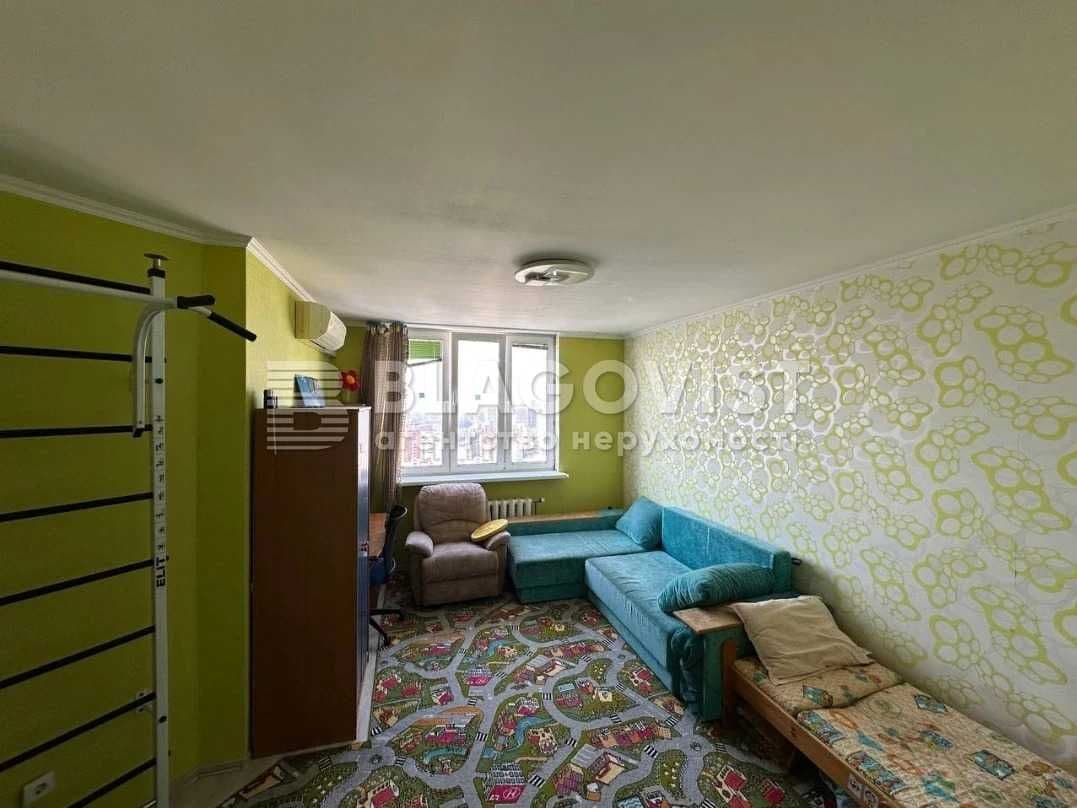 Продаж 3-кімнатної квартири, 107.4 м², Дарницький р-н 3