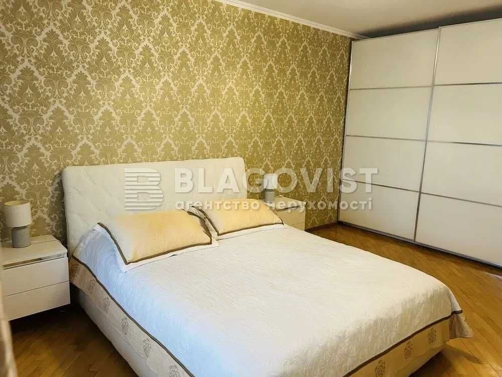 Продаж 3-кімнатної квартири, 91 м², Дарницький р-н 5