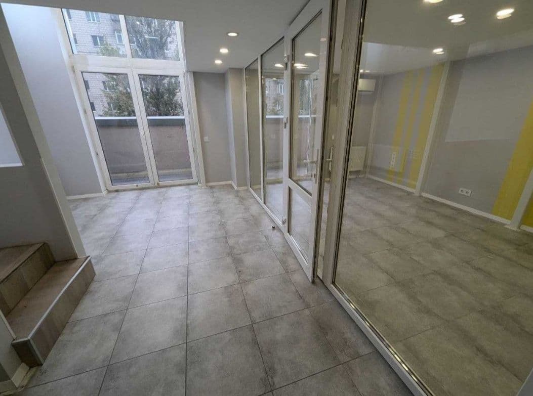 Оренда комерційного приміщення, 79 м², Печерський р-н 2