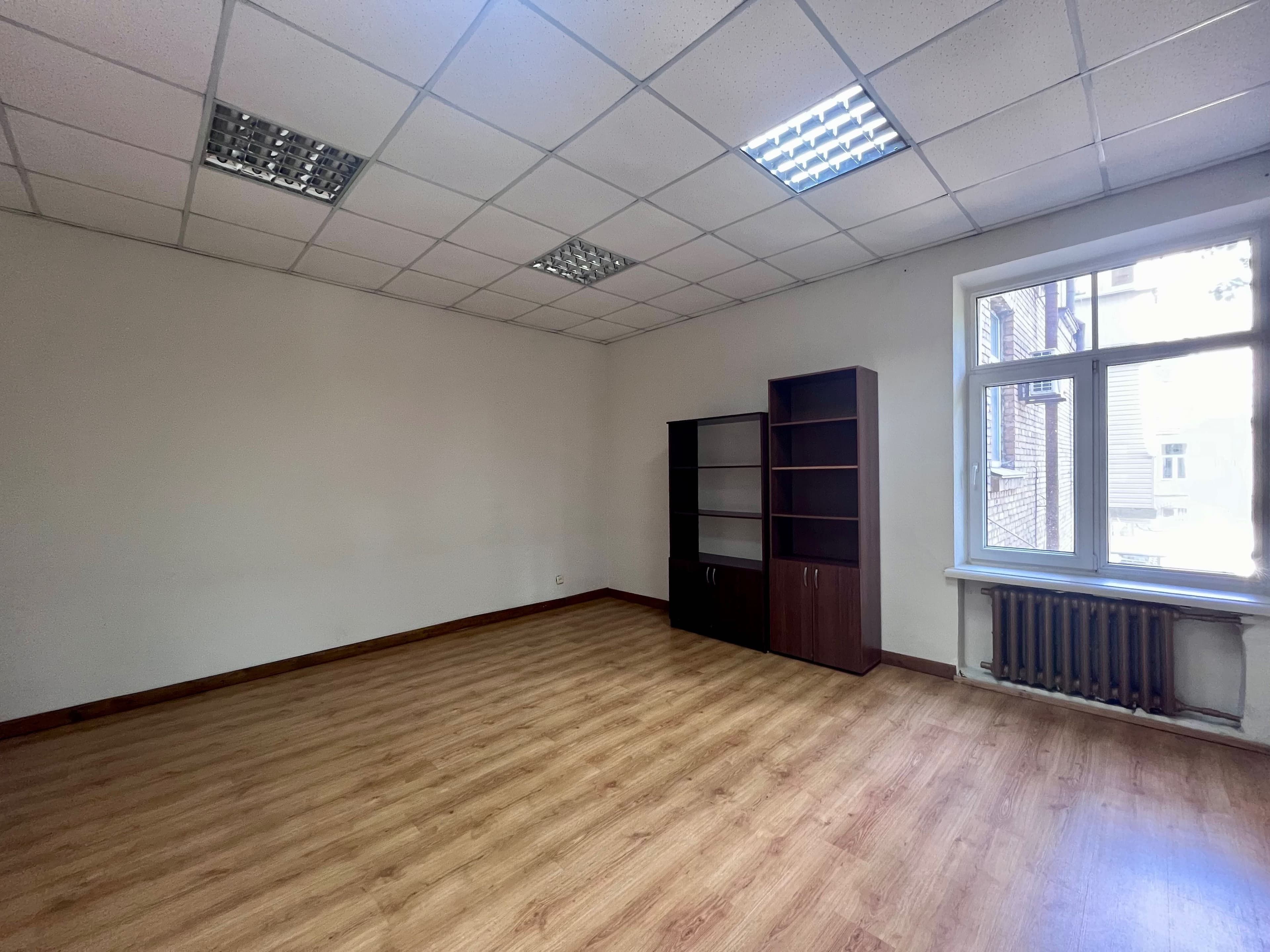 Оренда комерційного приміщення, 150 м², Печерський р-н 4