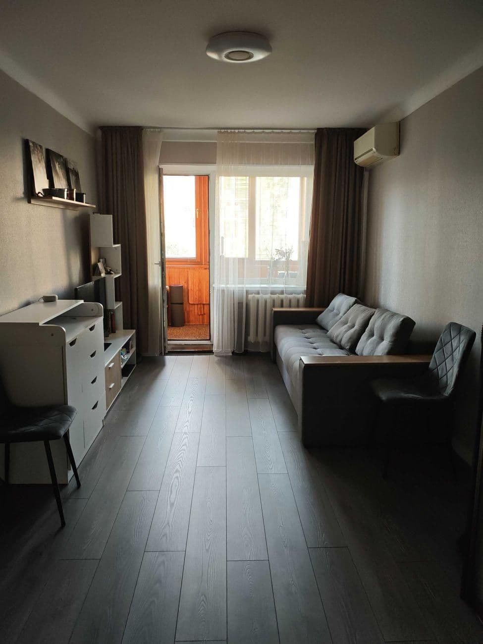 Продаж 2-кімнатної квартири, 47 м², Дарницький р-н 4