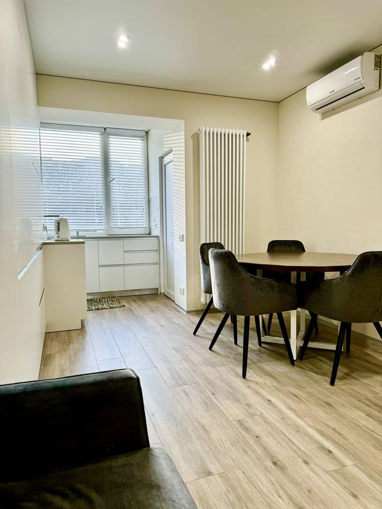 Продаж 3-кімнатної квартири, 85.3 м², Дарницький р-н 1
