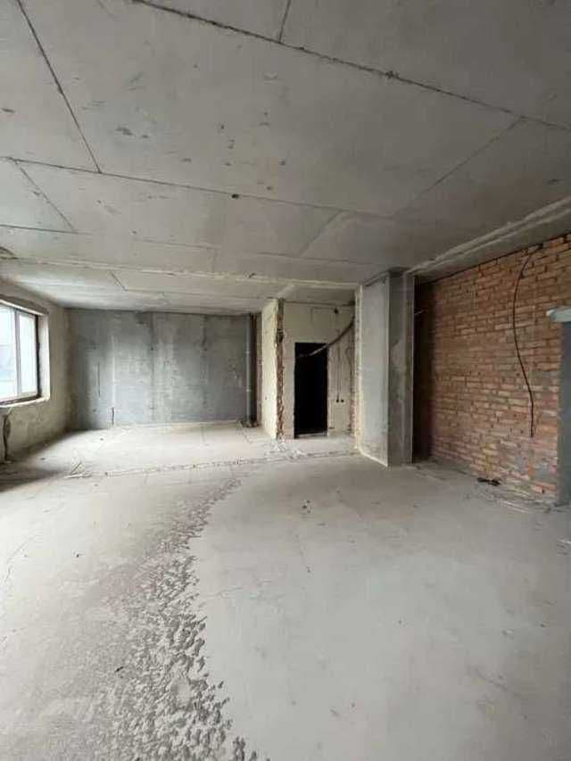 Продаж 2-кімнатної квартири, 90 м², Печерський р-н 3