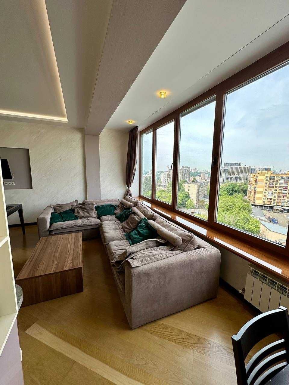 Продаж 2-кімнатної квартири, 85 м², ЖК «Панорама на Печерську» 5