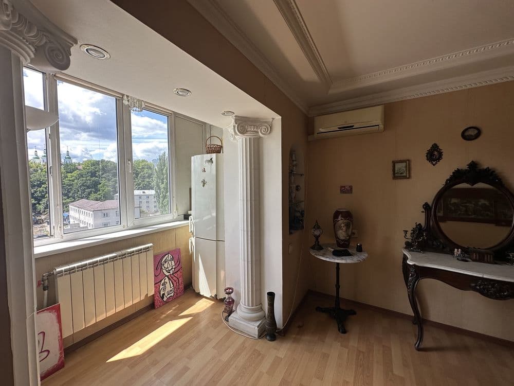 Продаж 1-кімнатної квартири, 32 м², Печерський р-н 4
