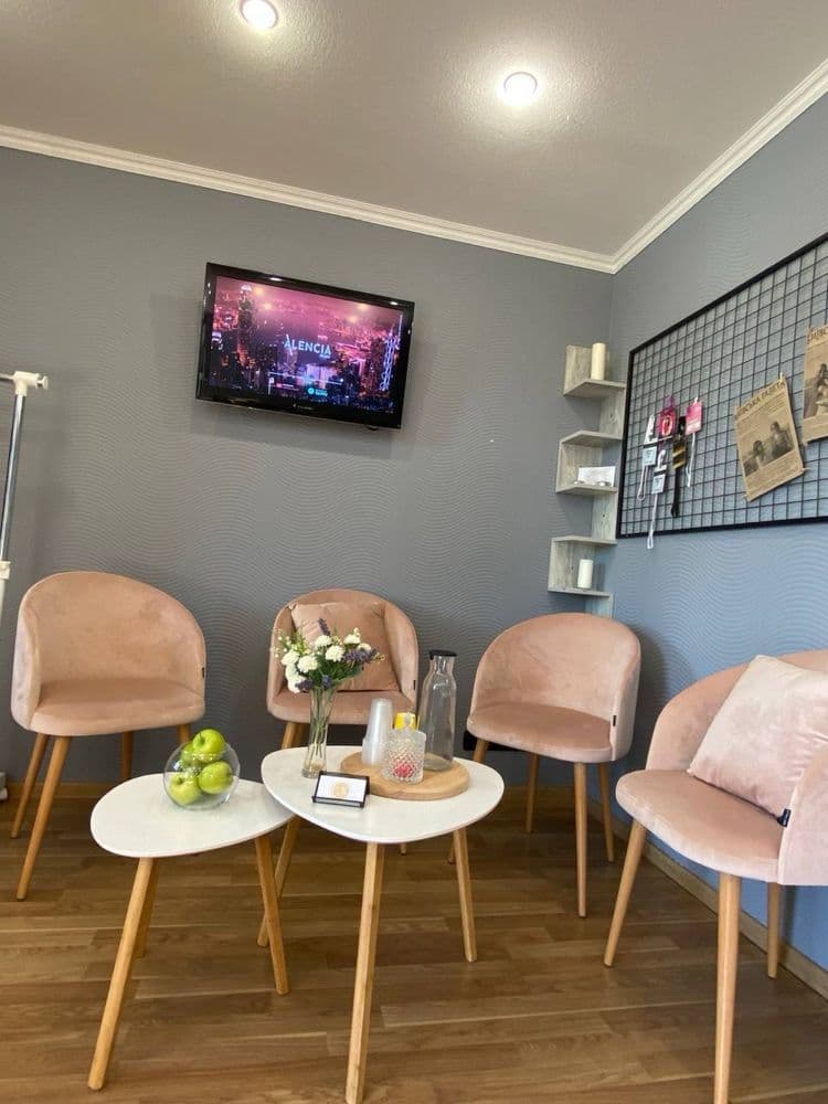 Оренда комерційного приміщення, 42 м², Дарницький р-н 4