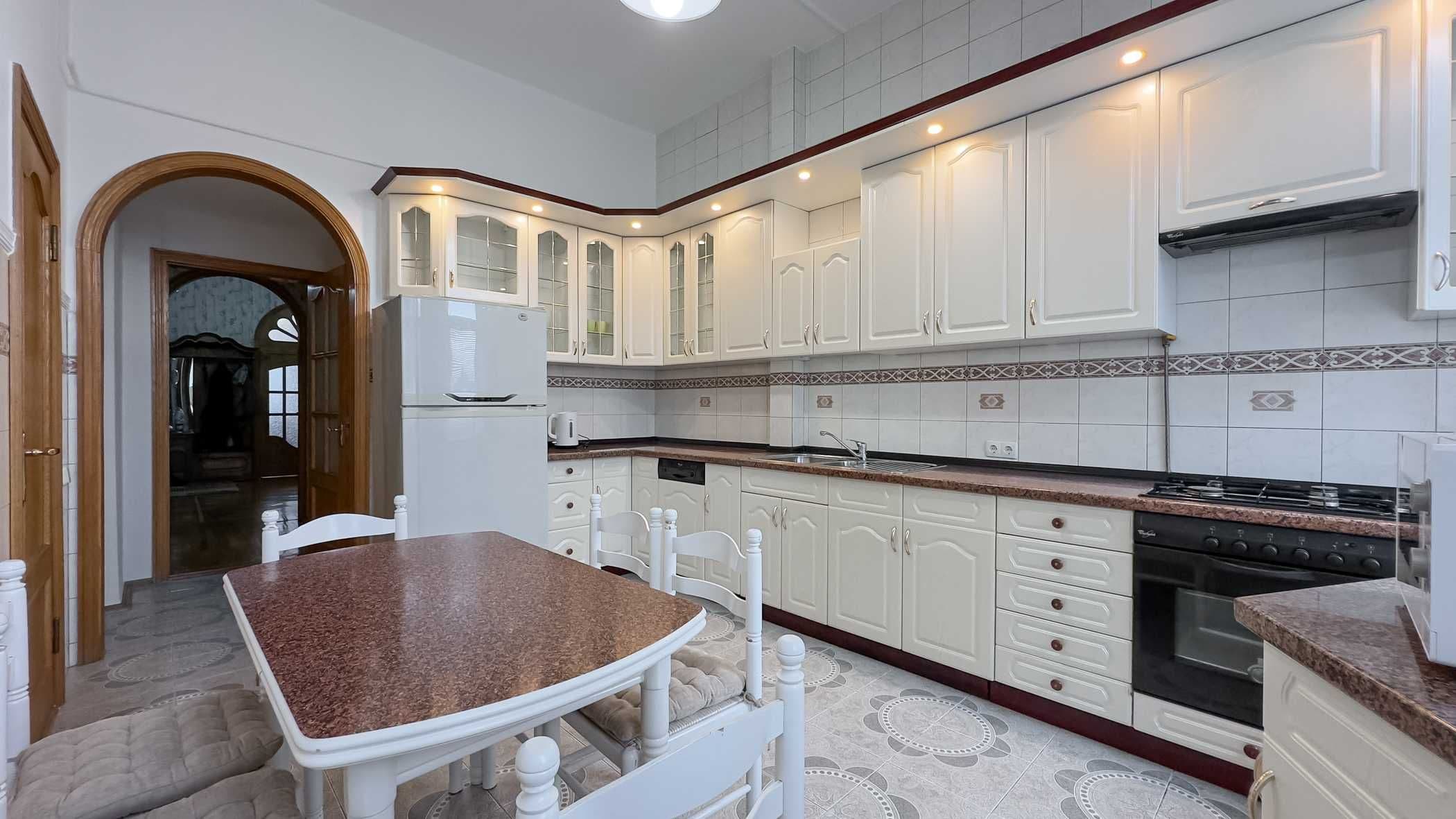 Оренда 4-кімнатної квартири, 114 м², Шевченківський р-н 2